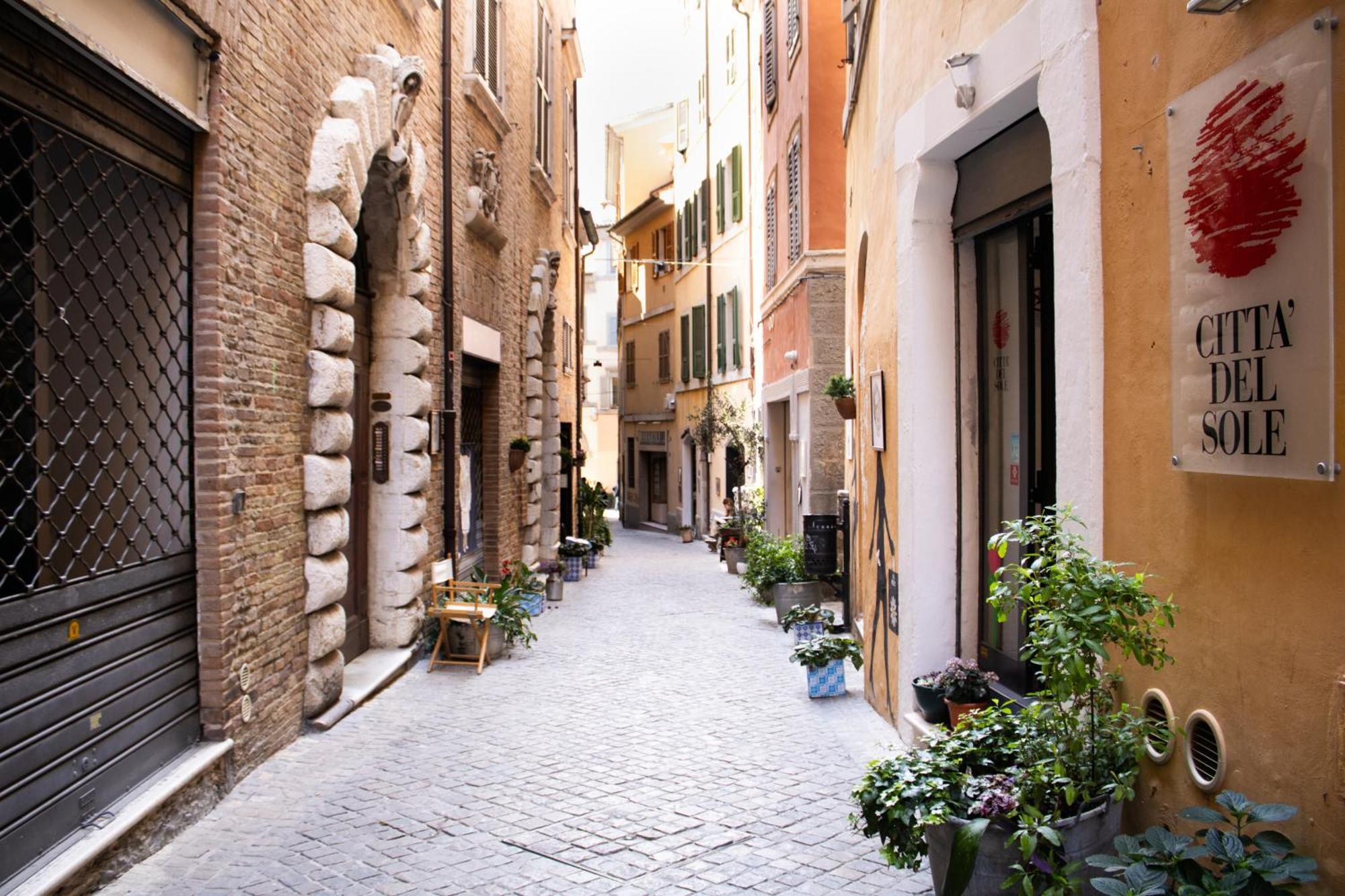 Appartamento Palazzo Tancredi Ancona Esterno foto